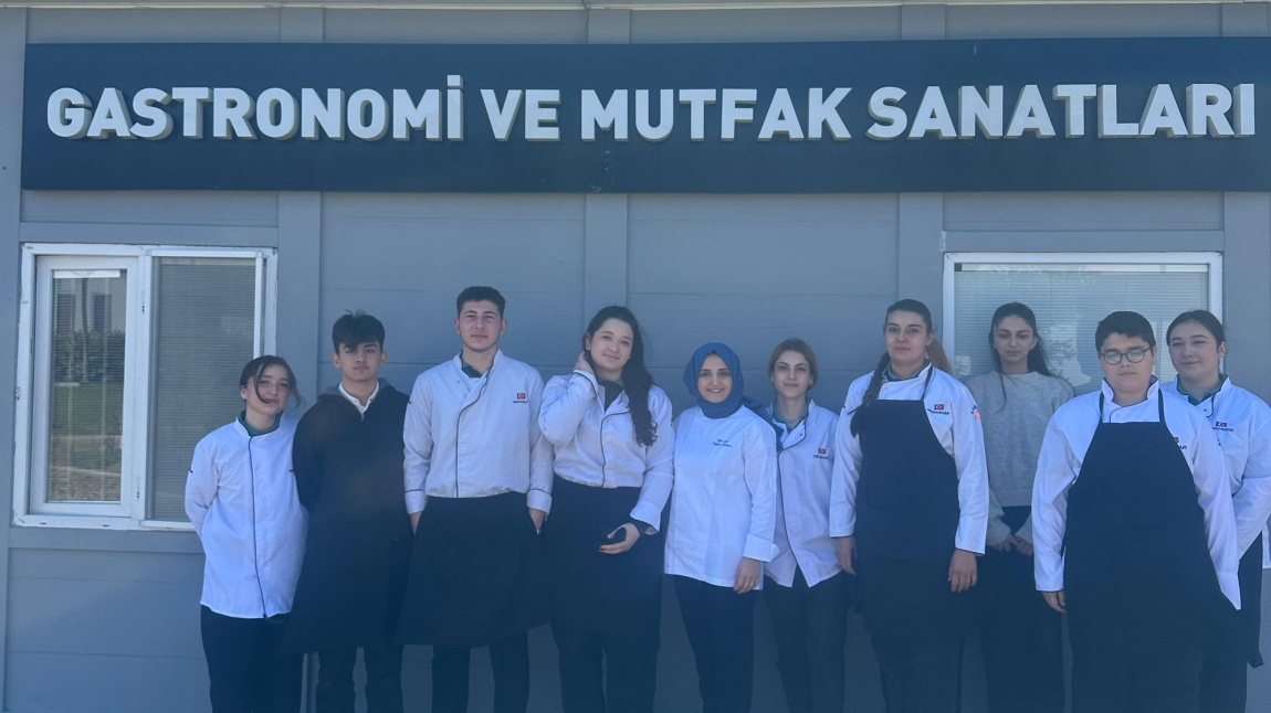 Gedik Üniversitesi Gasronomi ve Mutfak Sanatları Bölümünü Ziyaret Ettik.